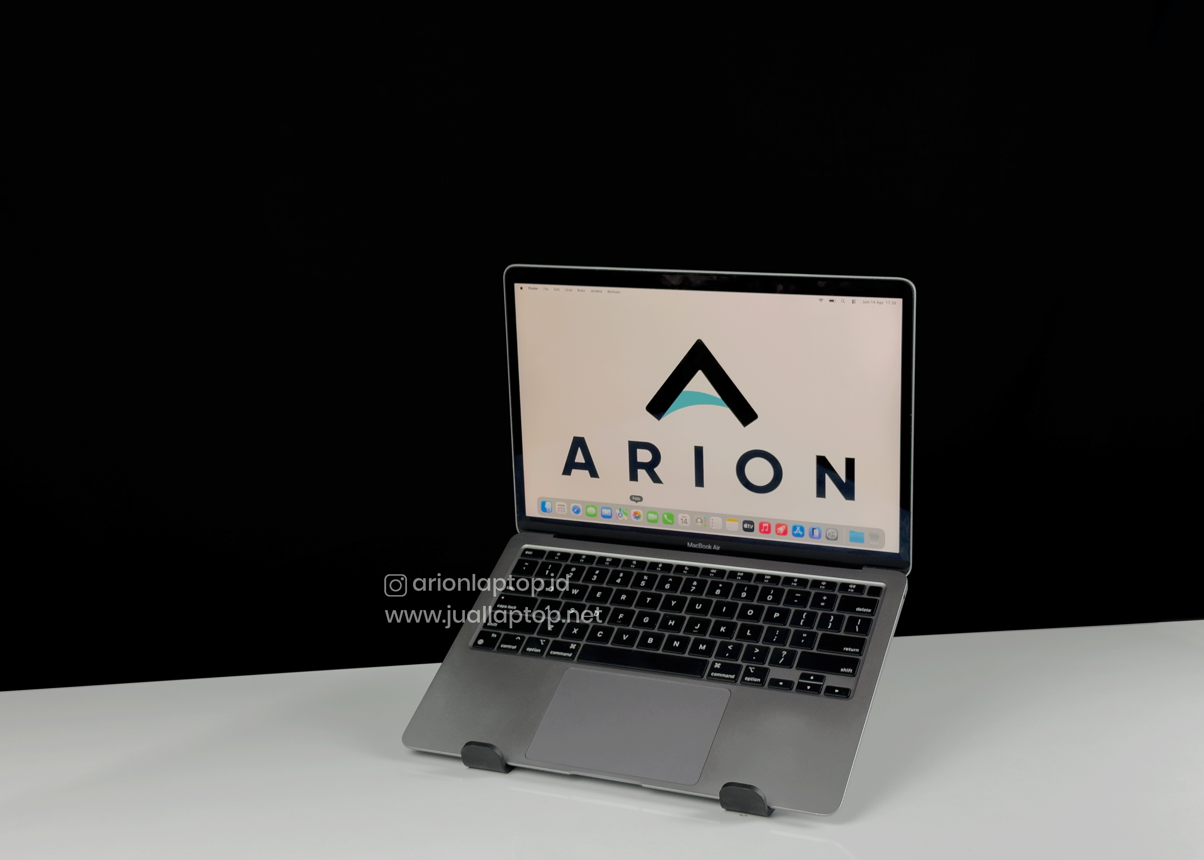 美品＊MacBook Air MacBook本体 M1 8GB/256GB 元箱付 充放電252回